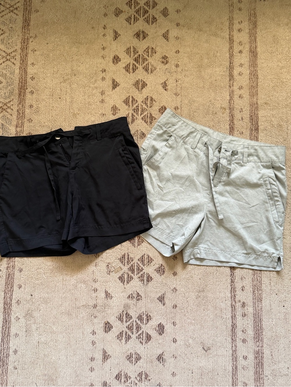 Magellan Outdoors Women's Black and Light Gray Shorts - Drawstring Waist